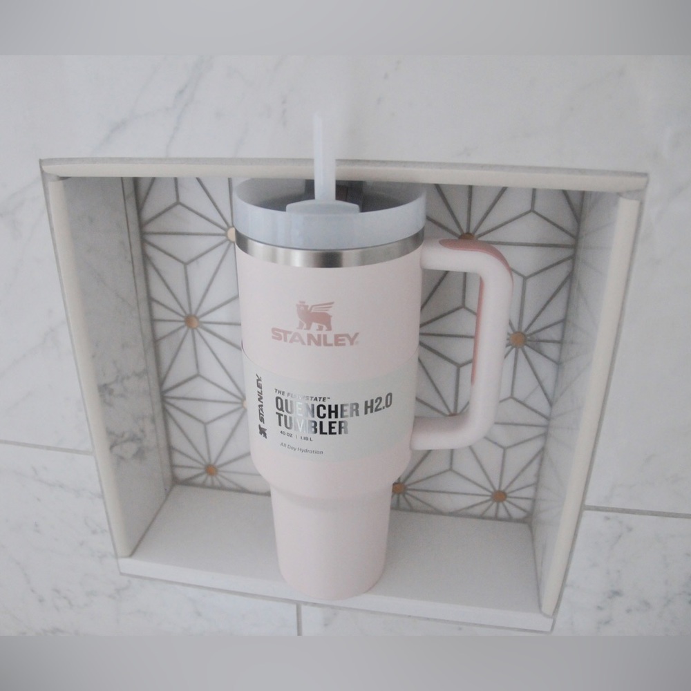 NWT! Stanley Quencher H2.0 Flowstate Tumbler 40 oz Rose Quartz - Picture 10 of 13